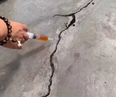 东阳混凝土裂缝修补技术详解​